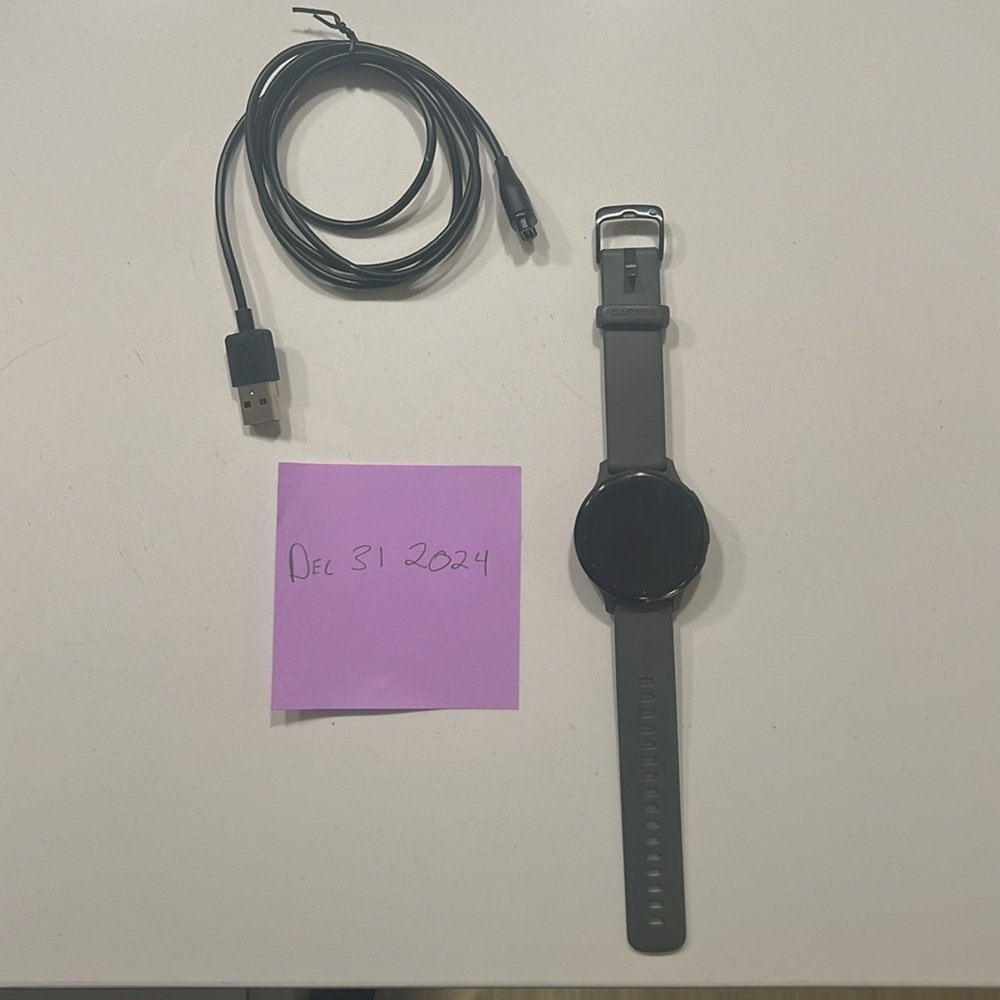 Worn for 1 week Garmin 3s slate grey Wife wanted an Apple Watch.